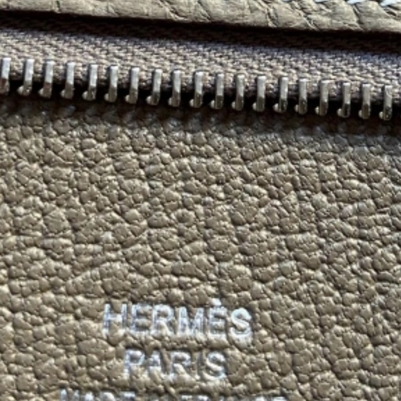 NEW🌹Hermès BNIB Étoupe Togo
Bag pocket and wallet - Picture 4 of 6